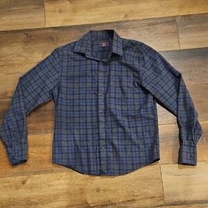 UnTuckit Blue and Grey Plaid Men's Shirt